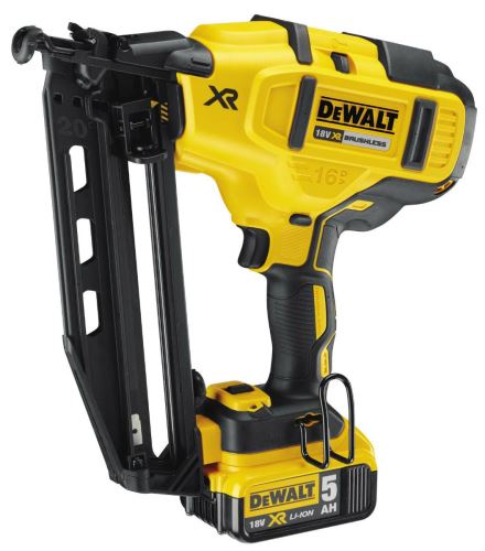 Clavadora inalámbrica DeWALT DCN660P2